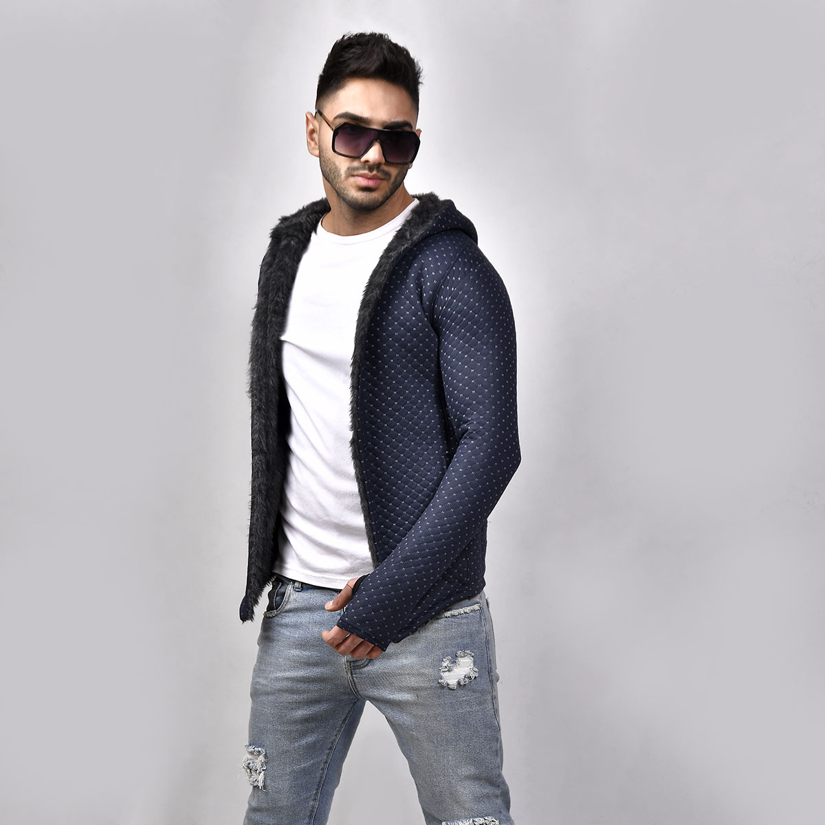 هودی مردانه مدل arad رنگ سرمه ای