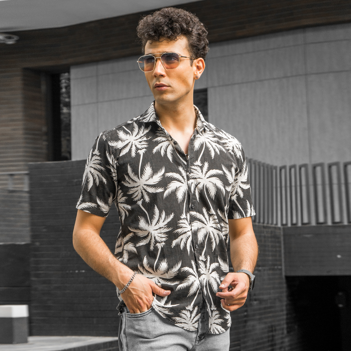 پیراهن هاوایی مردانه مشکی سفید مدل Riofer