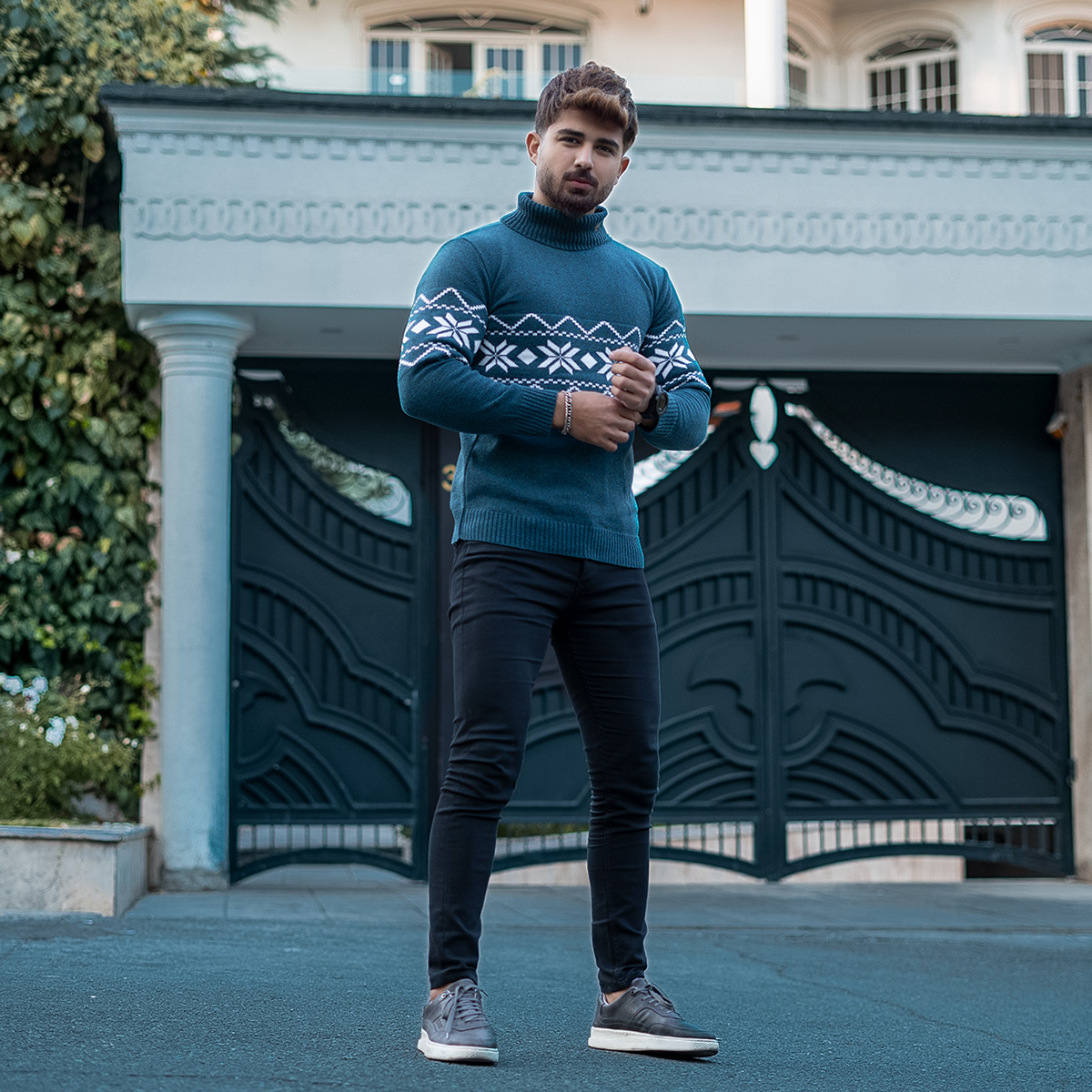 یقه اسکی مردانه کله غازی حاشیه سفید مدل Arja