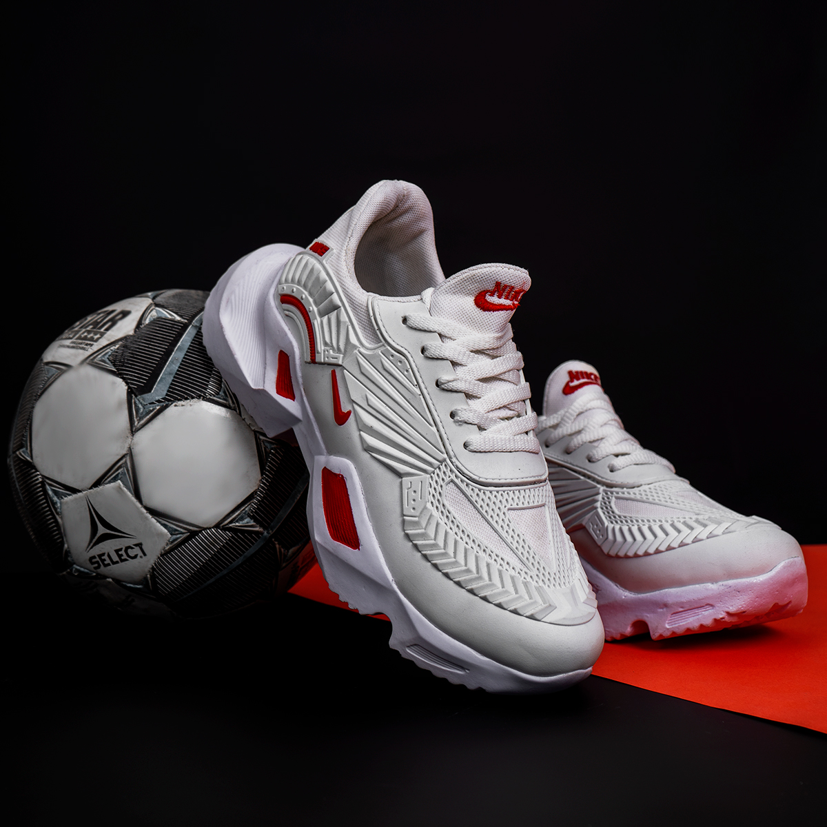 کفش مردانه نایک سفید قرمز مدل FANTON