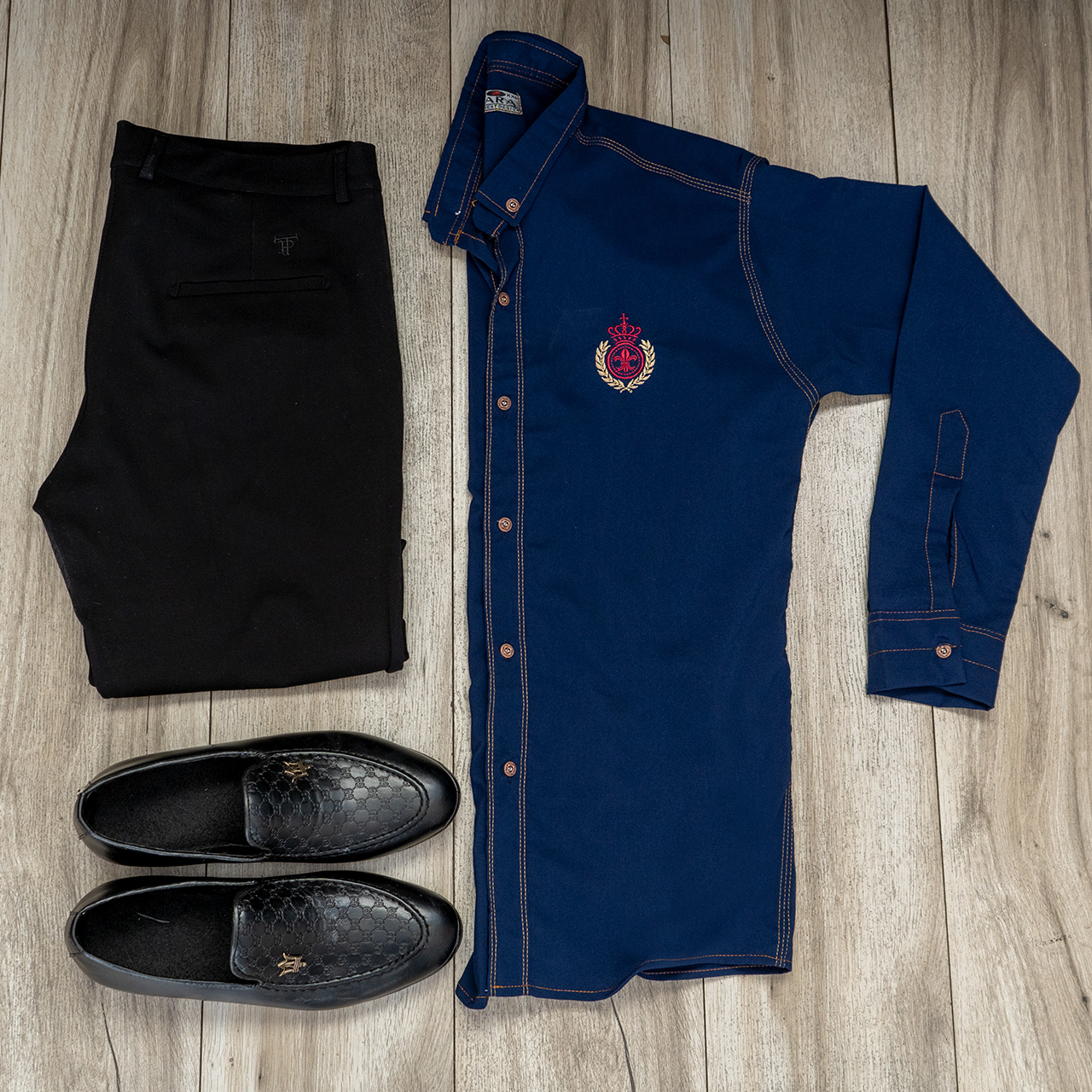 پیراهن مردانه سرمه ای مدل gabi