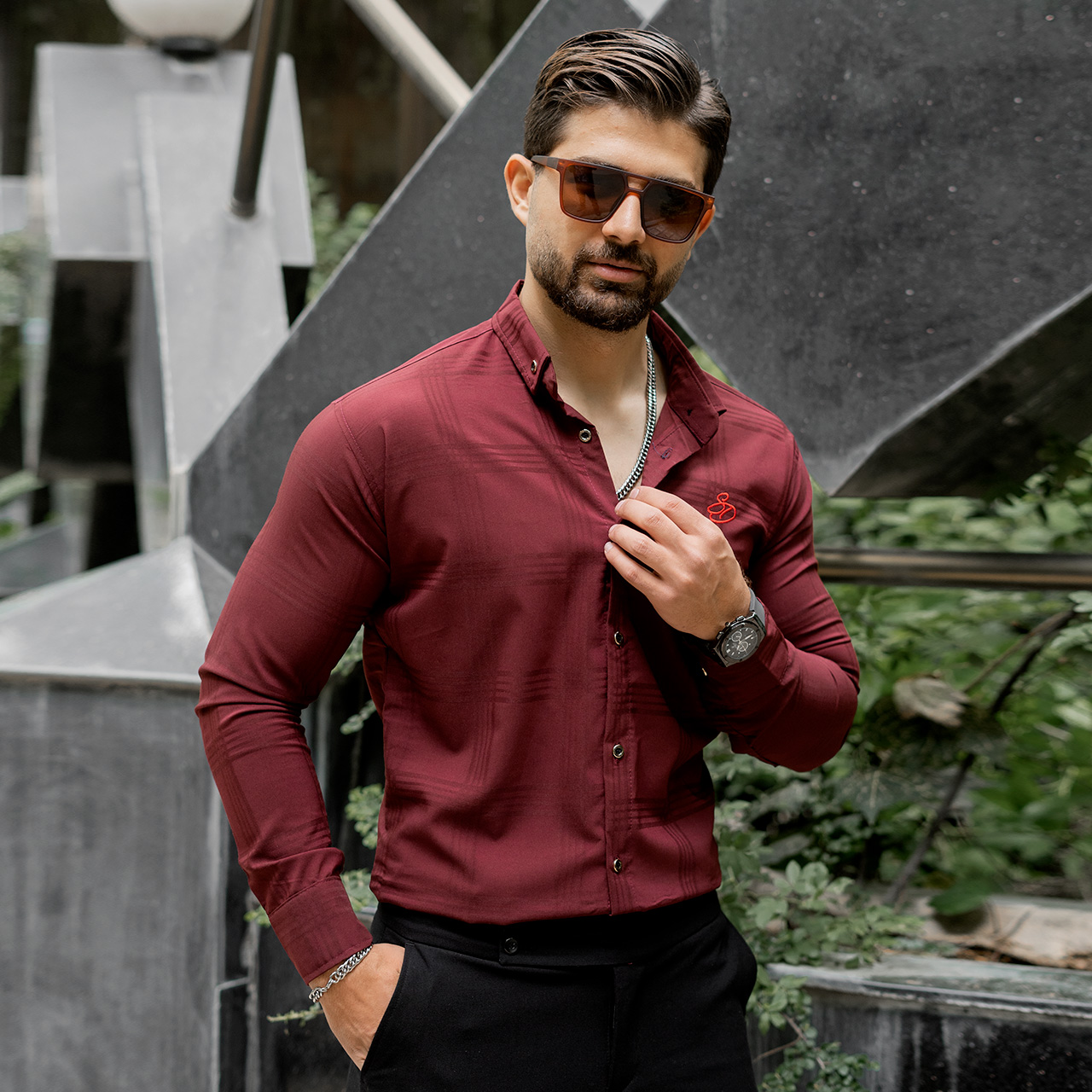 پیراهن مردانه(T) چهارخونه زرشکی مدلmoka