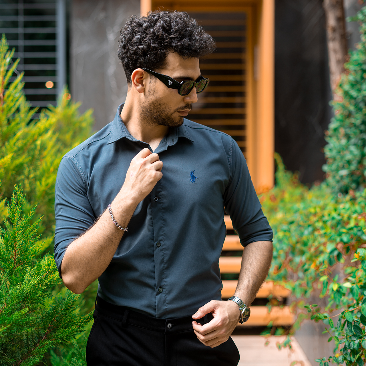 پیراهن مردانه ذغالی مدل VQ