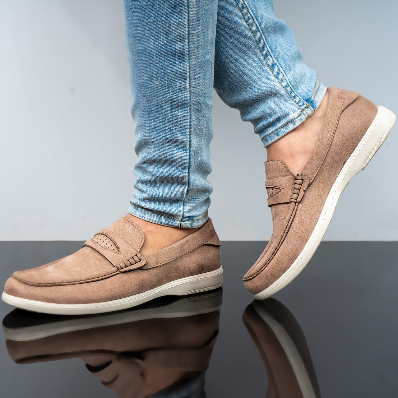 کفش کالج کرم مردانه مدل Aril