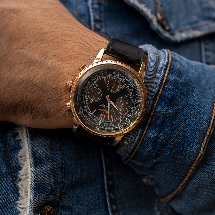 ساعت مشکی طلایی BREITLING مدل navitimer