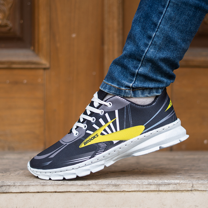 کفش ورزشی مردانه(T) مشکی زرد مدل Brooks