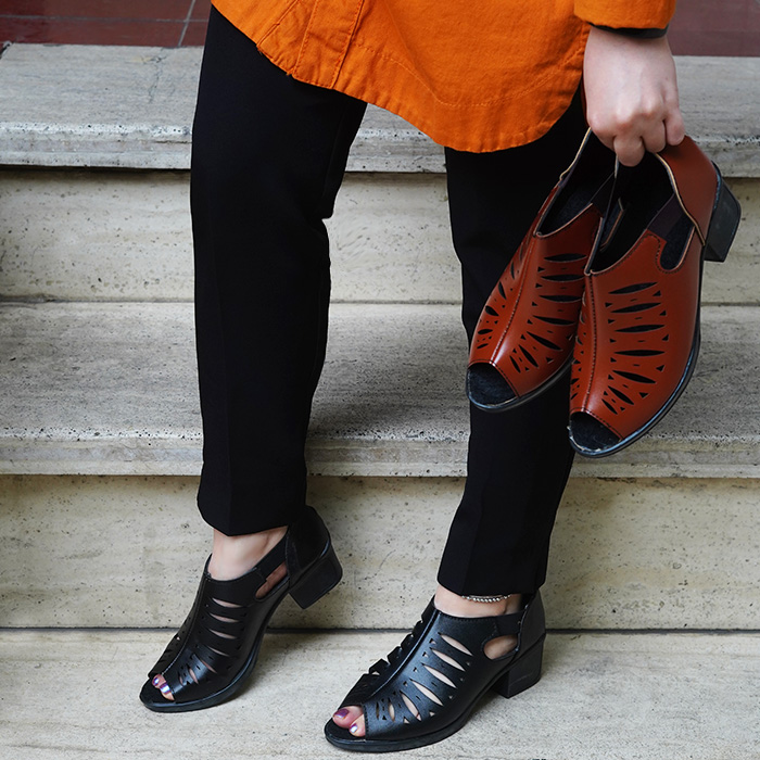 صندل زنانه مشکی مدل HELENA