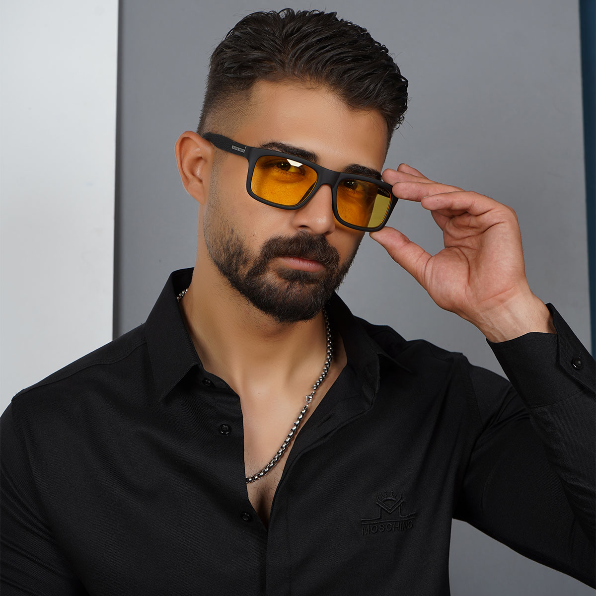 عینک مردانه مشکی صفحه زرد مدل Hugo