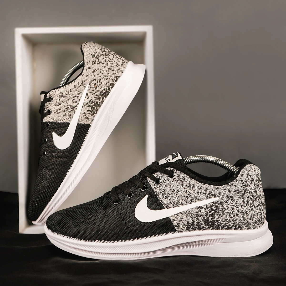 کفش ورزشی نایک مشکی طوسی مردانه مدل Saber