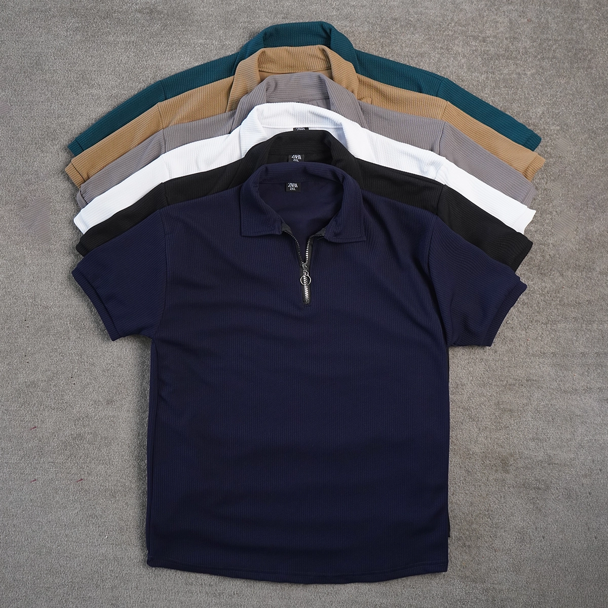 تیشرت مردانه یقه زیپ دار کرم مدل Arban