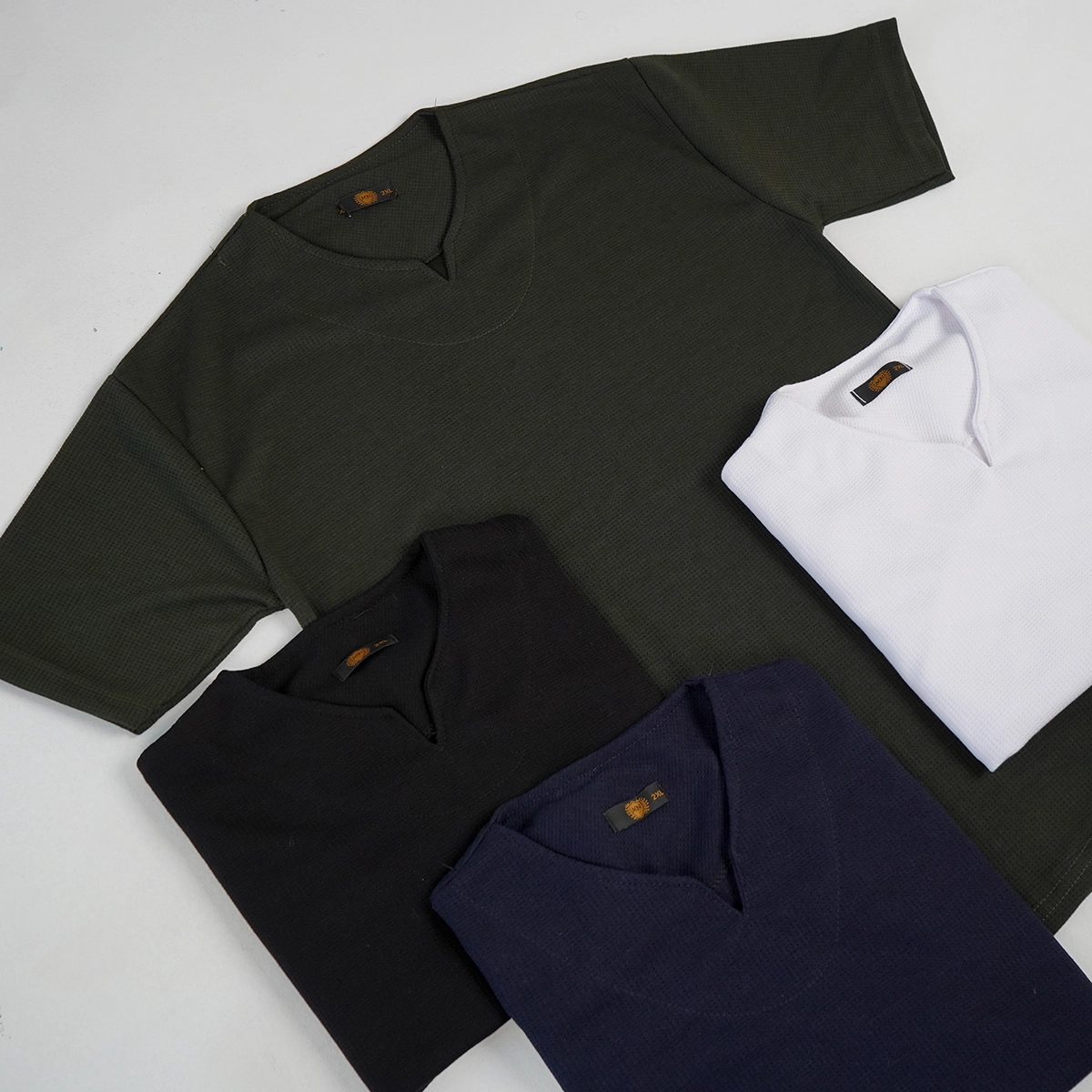 تیشرت سفید یقه کوبایی مردانه مدل Sorad