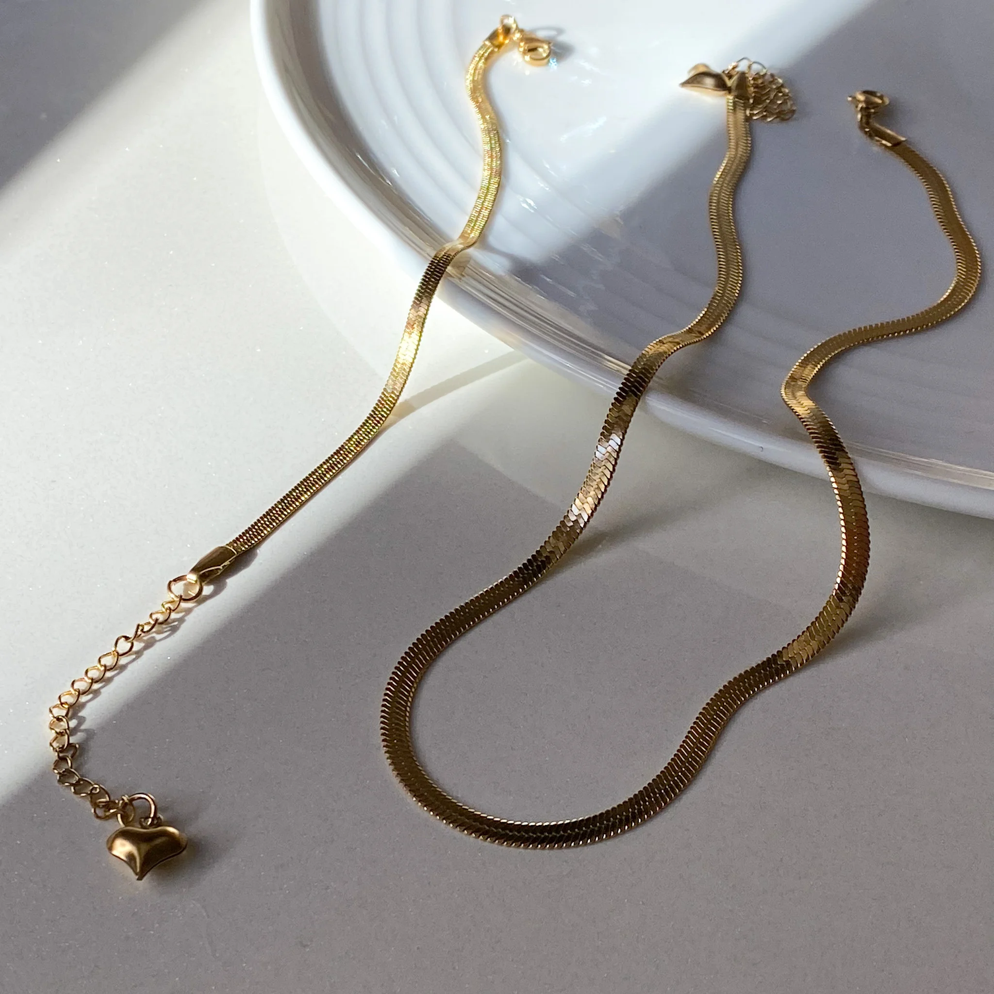 نیم ست طلایی ماری مدل fered