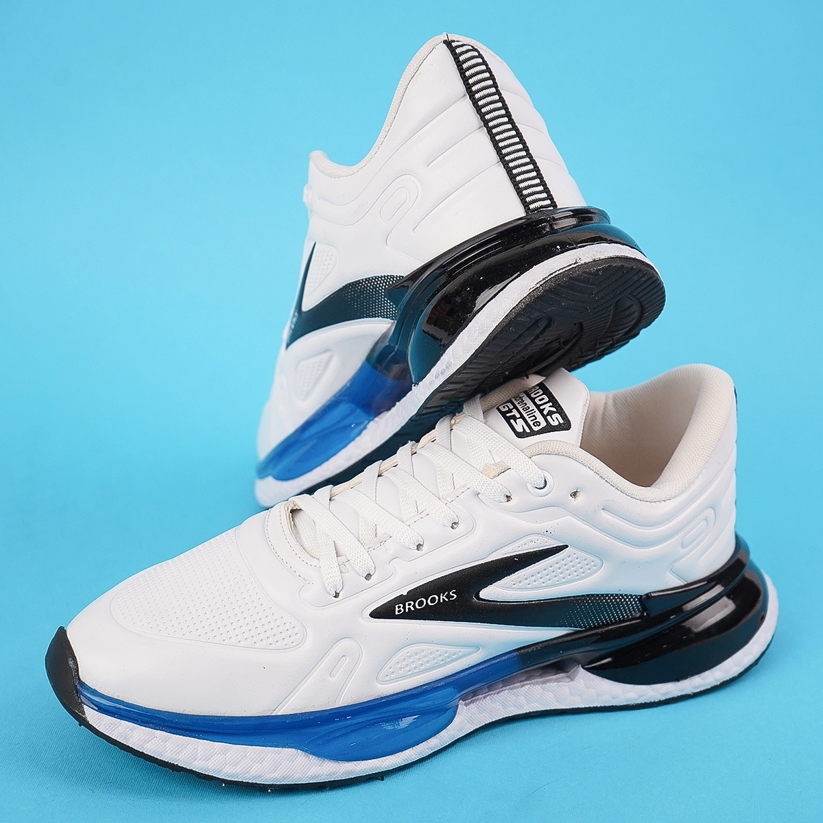 کفش ورزشی مردانه Brooks سفید آبی مدل Selvi