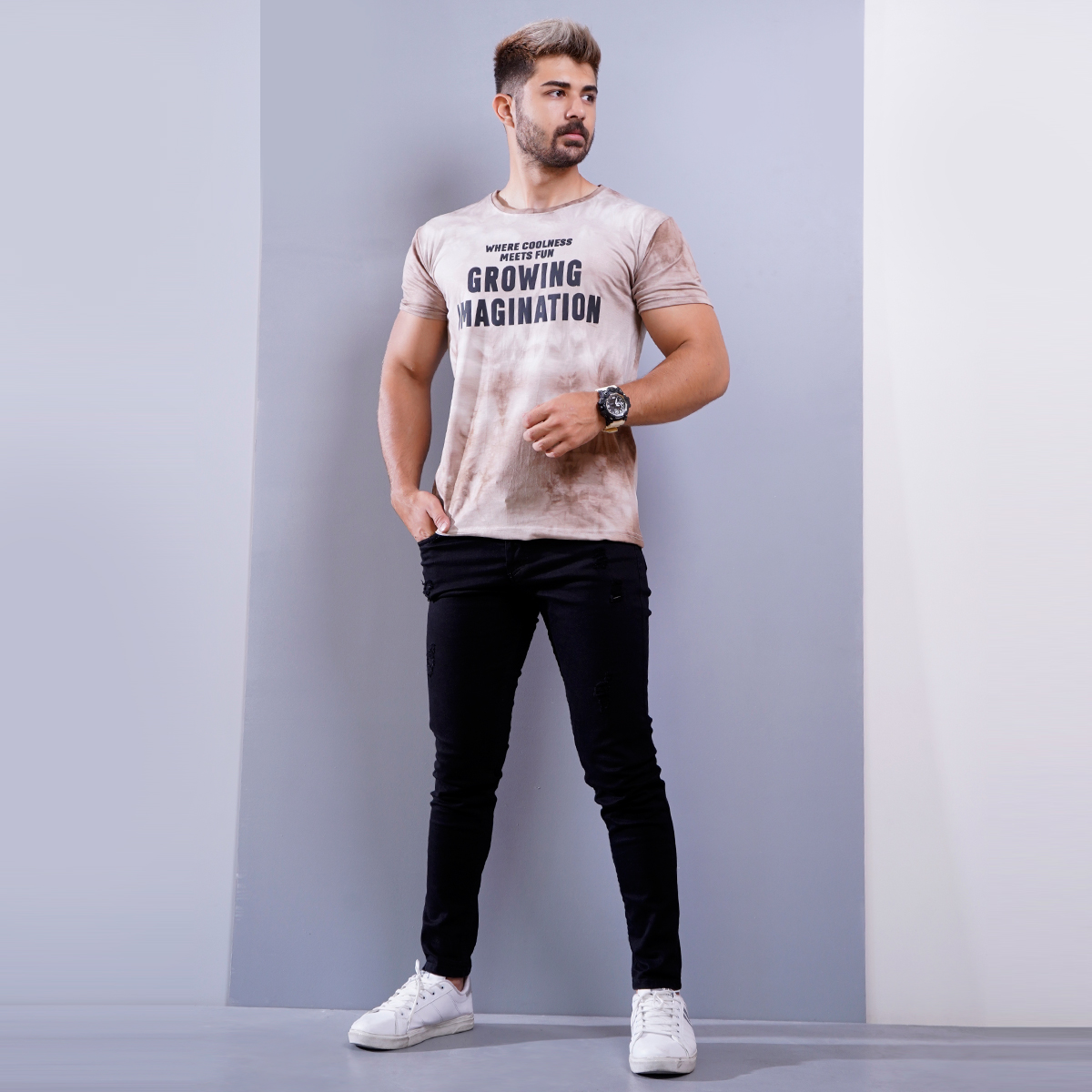 تیشرت مردانه ابر و بادی قهوه ای مدل windy