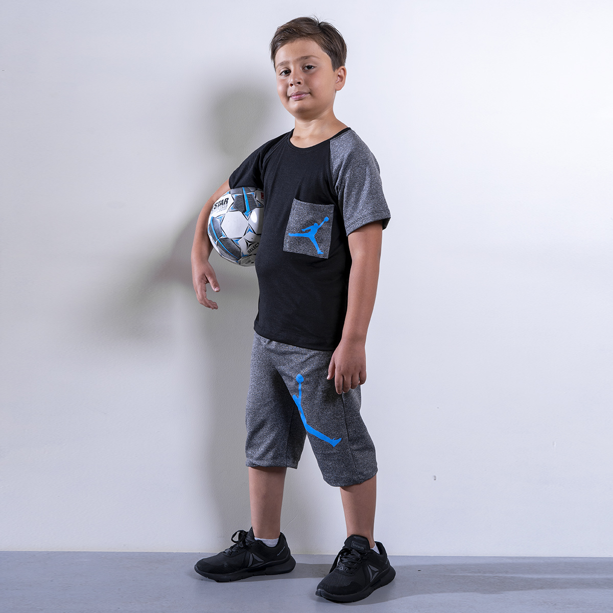 ست بچه گانه جردن طوسی مشکی مدل Z128