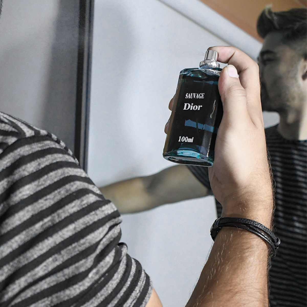 عطر مردانه Dior مدل Sauvage
