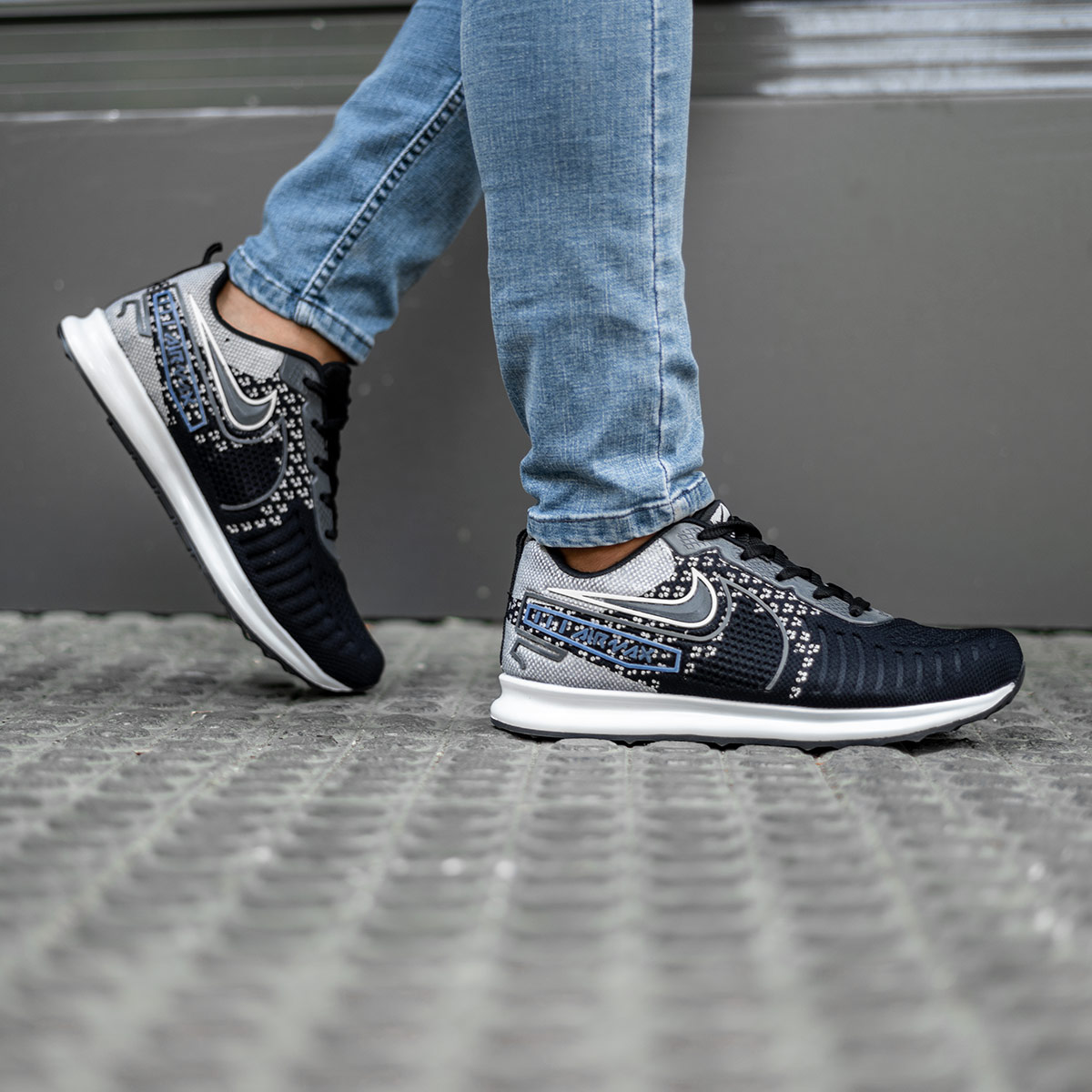 کفش ورزشی Nike مردانه مدل R52