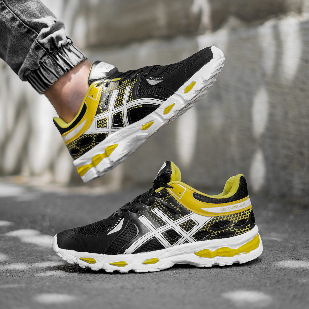 کفش ورزشی Asics مردانه مدل ILNA